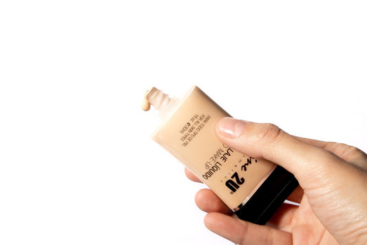 MAQUILLAJE LIQUIDO